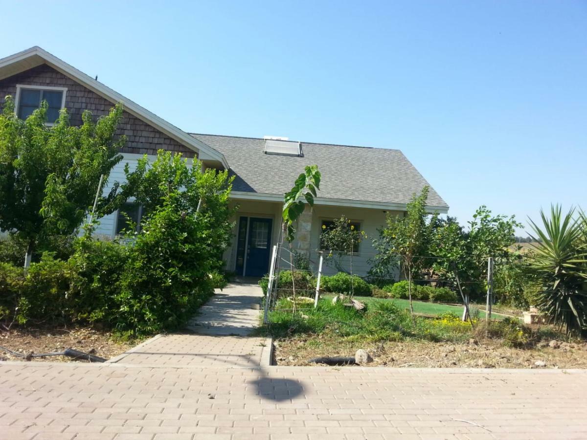 Villa קדמת צבי Extérieur photo